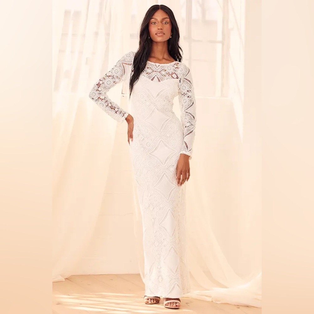 XS Lulu's White Lace Long Sleeve Dress